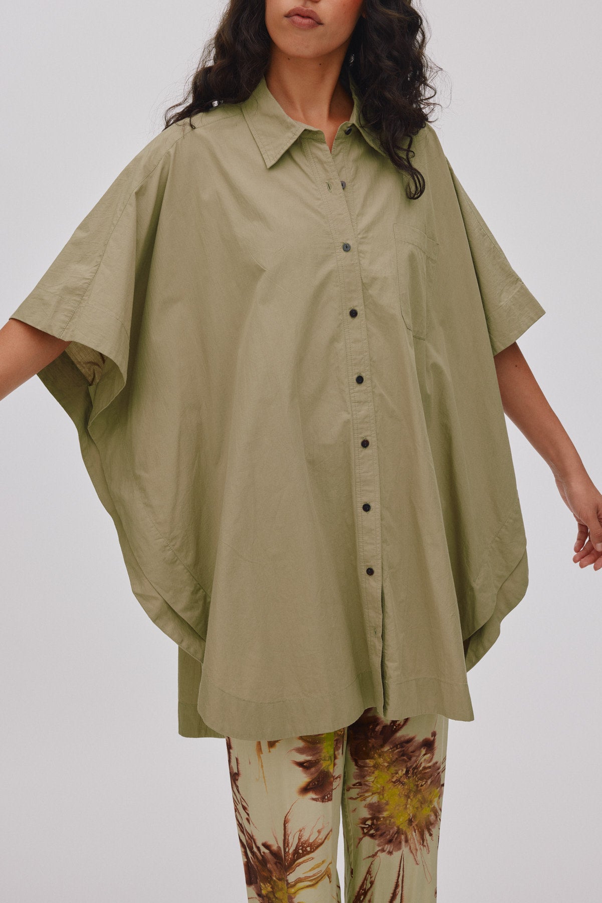Berta - Poplin curved hem shirt dress I Vertiver 7 - Rabens Saloner