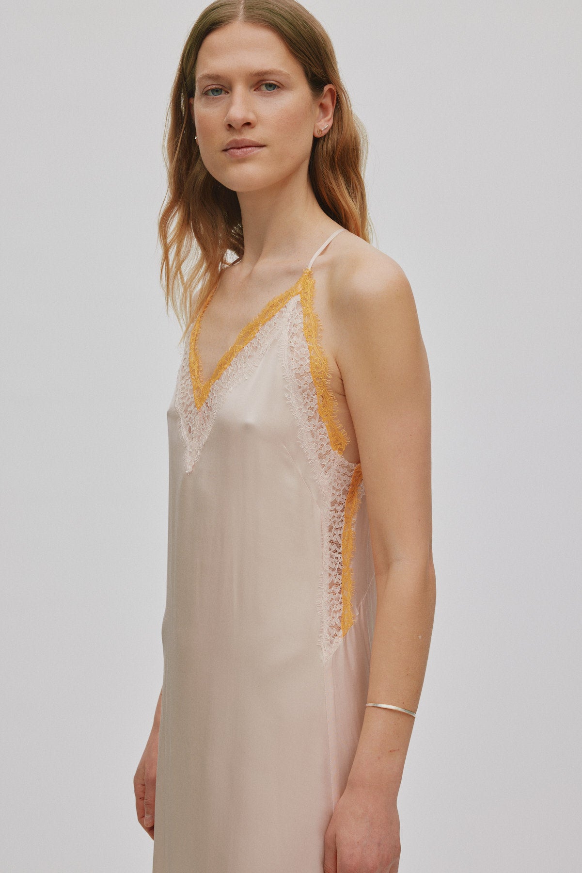 Chefira - Contrast lace camisole dress I Light rose 2 - Rabens Saloner
