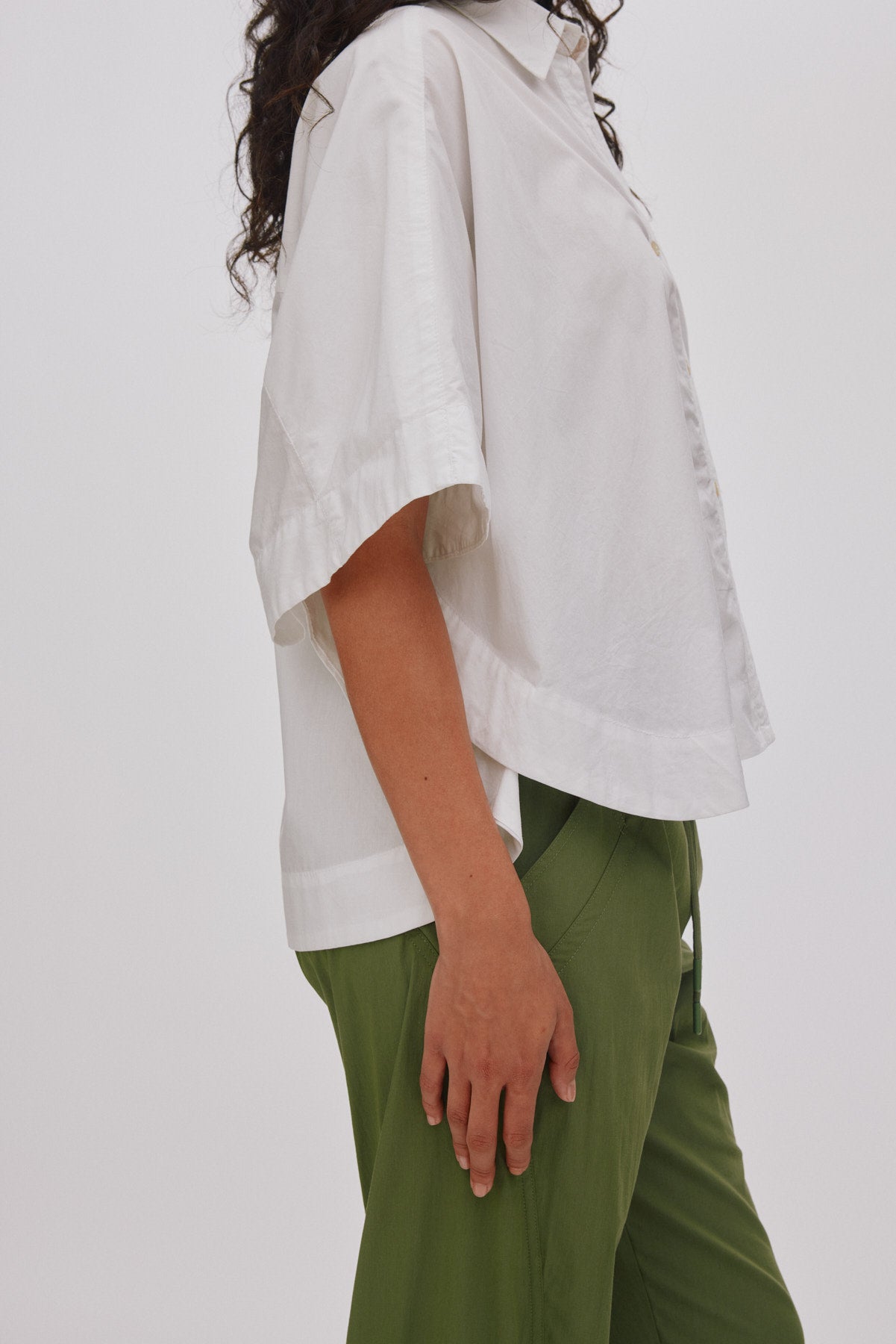 Berte - Poplin curved hem shirt I Light blue 5 - Rabens Saloner