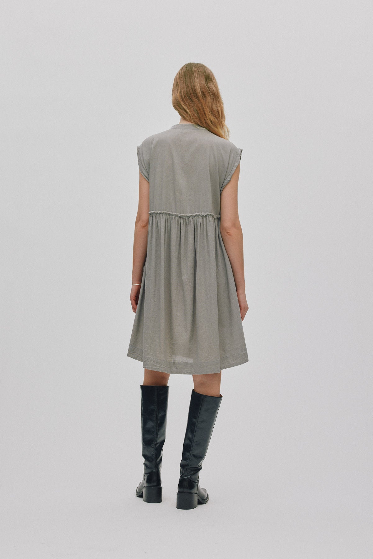 Devina - Cotton dress I Cement 10 - Rabens Saloner
