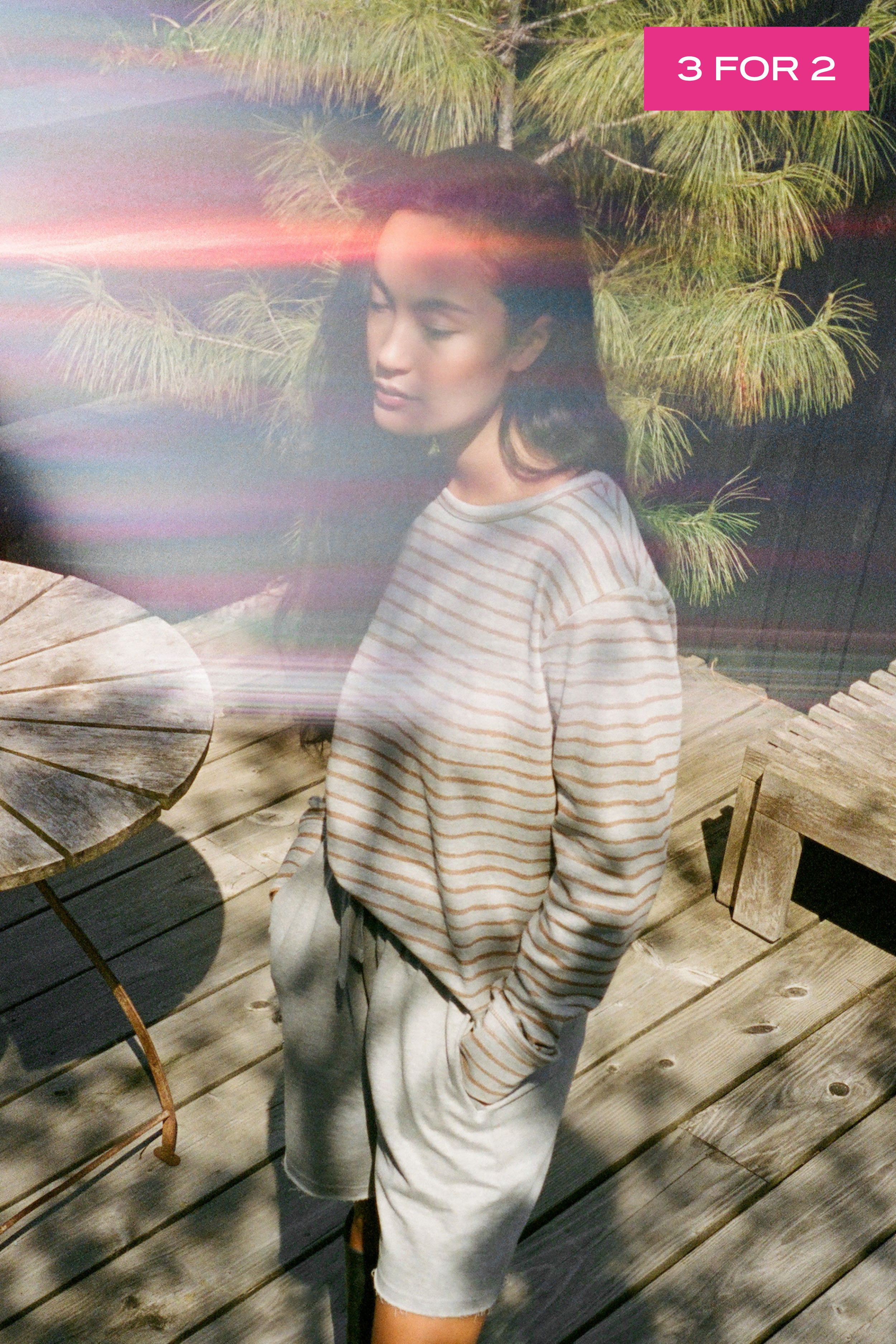 Hila - Light stretch crew neck top I Grey honey stripe 1 - Rabens Saloner