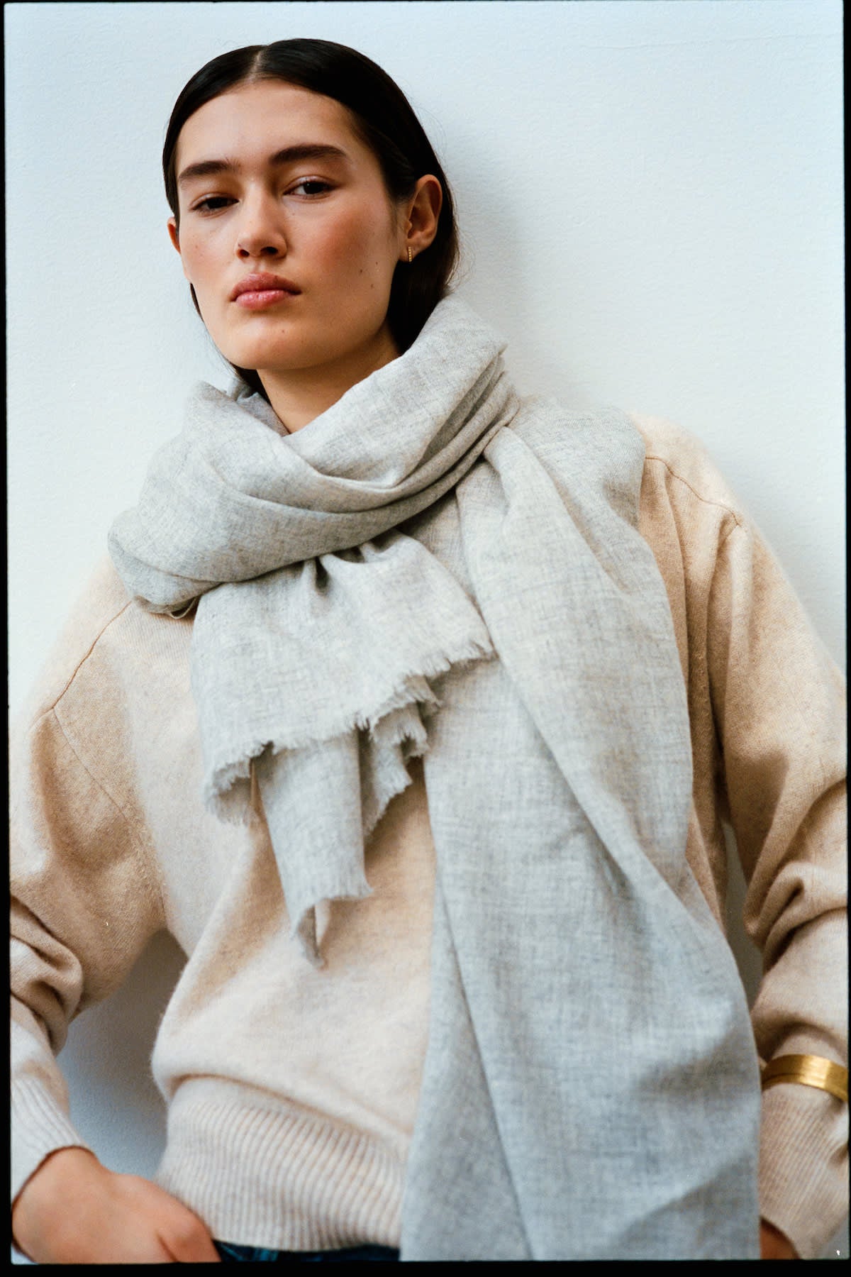 Caroliva - Wool cash scarf I Light grey melange 3 - Rabens Saloner